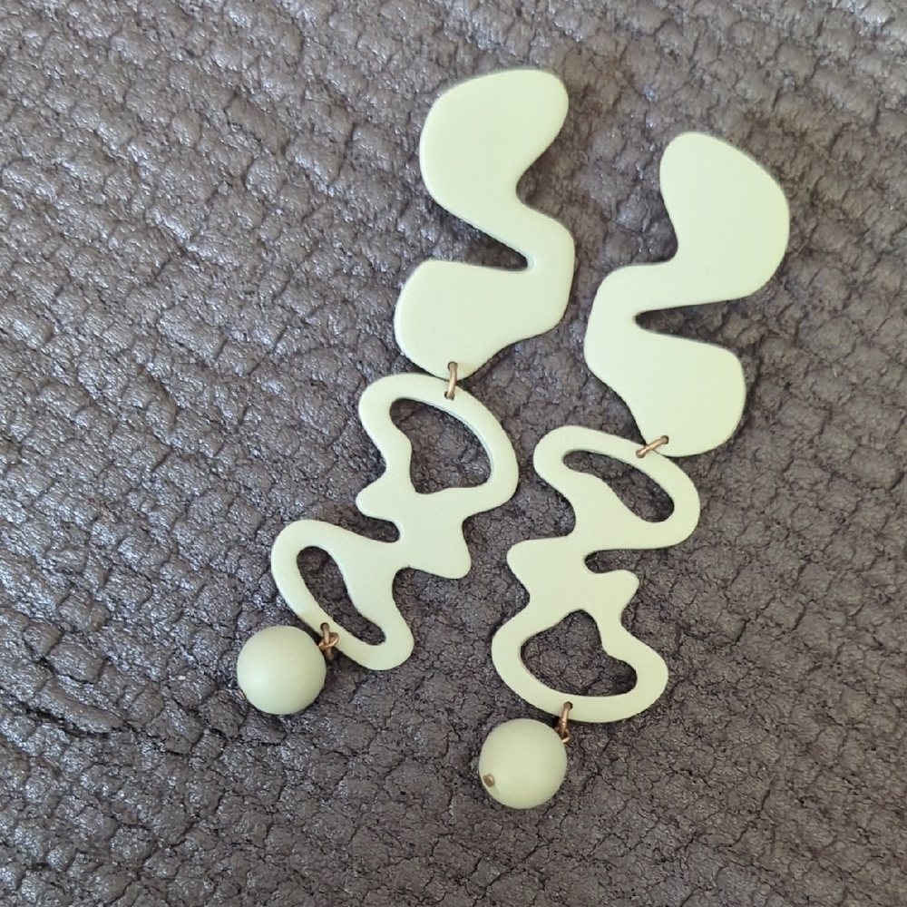 Floaksun Abstract Sage Green Clay Earrings